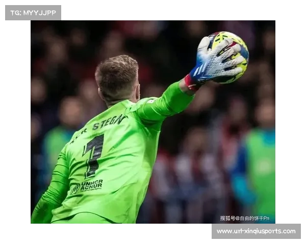 亨克门将德诺伊尔臀部救险视频 viral,本人幽默回应 亨克门将德诺伊尔臀部救险视频 viral,本人幽默回应